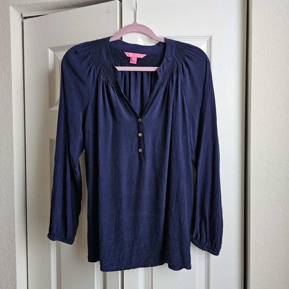 Lilly Pulitzer Elsa Silk Top Medium Button Front Smocked Neck True Navy 46456